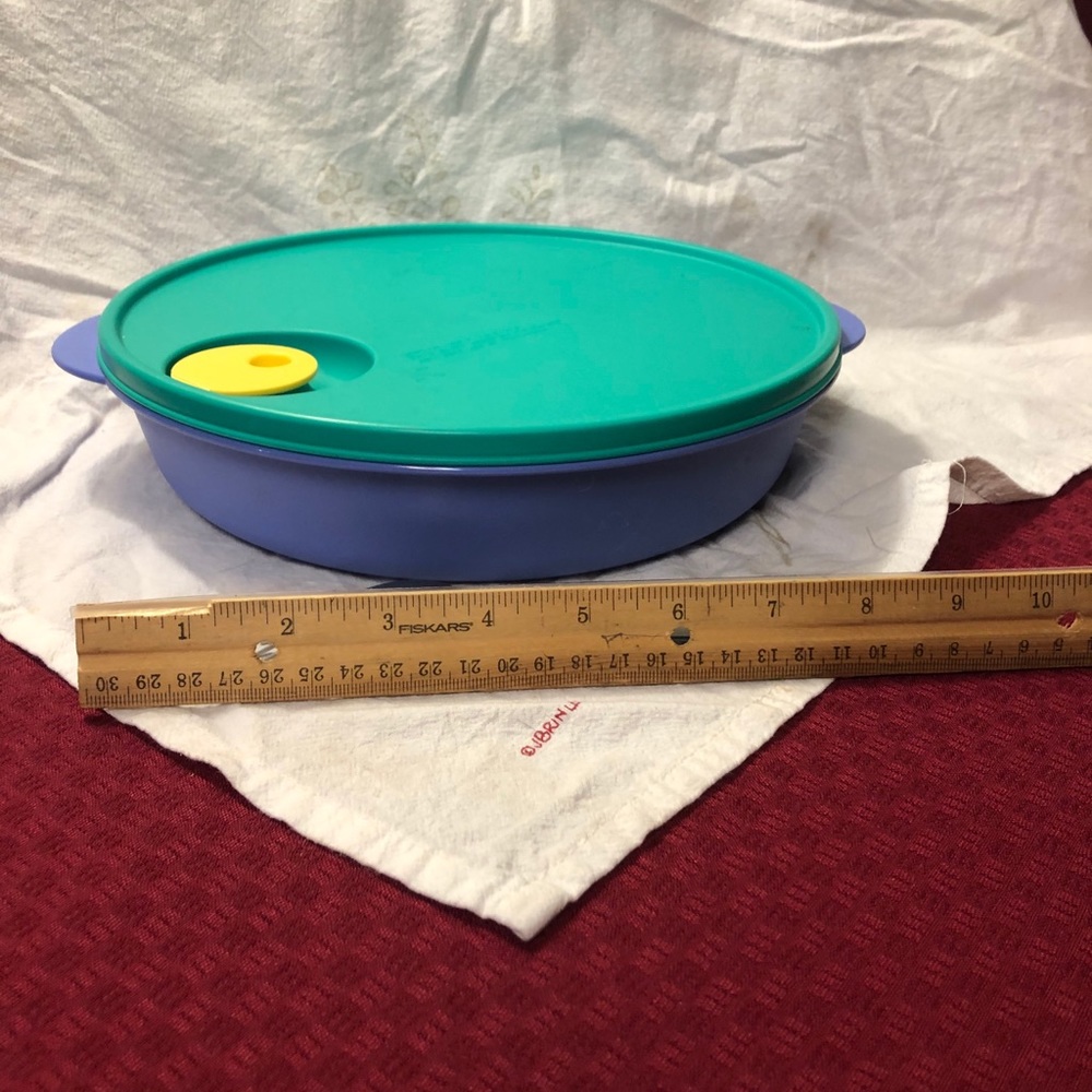 Tupperware meal storage and reheat